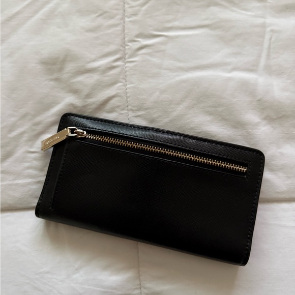 Kate Spade Wallet - Picture 2 of 3